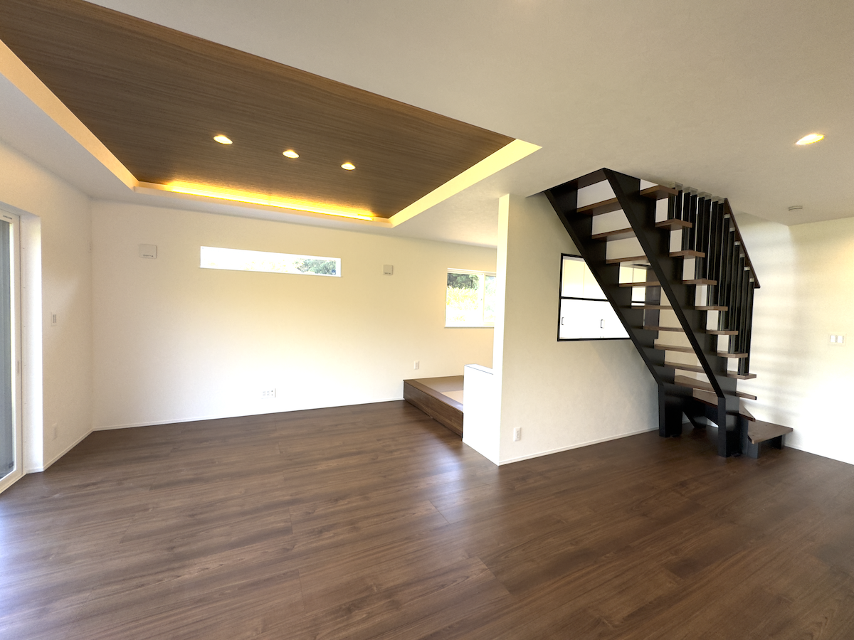 家族でほっとする絶景も眺められる大型バルコニーのある住宅